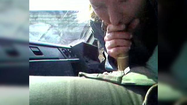 Порно видео Проститутка сделала минет в машине скачать и смотреть ...